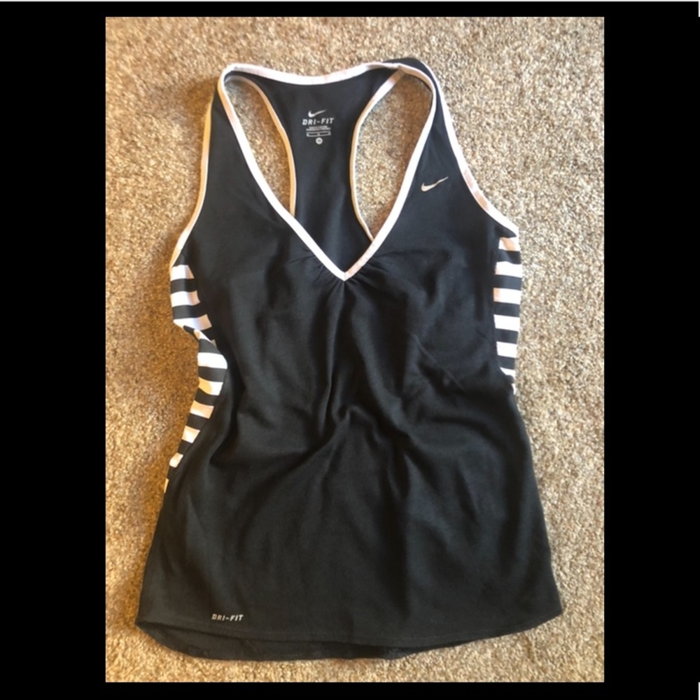 Women’s Black Nike Dri-Fit Tank Top Size Medium